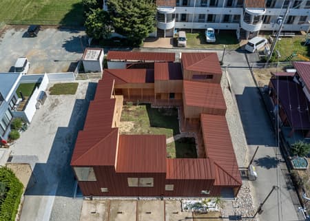 Necklace Villa